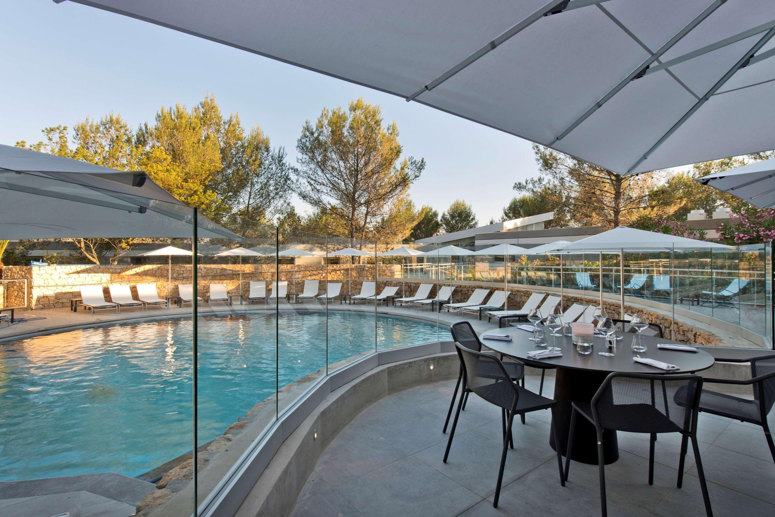 Golden Tulip Sophia Antipolis - Hotel & Spa Valbonne Esterno foto