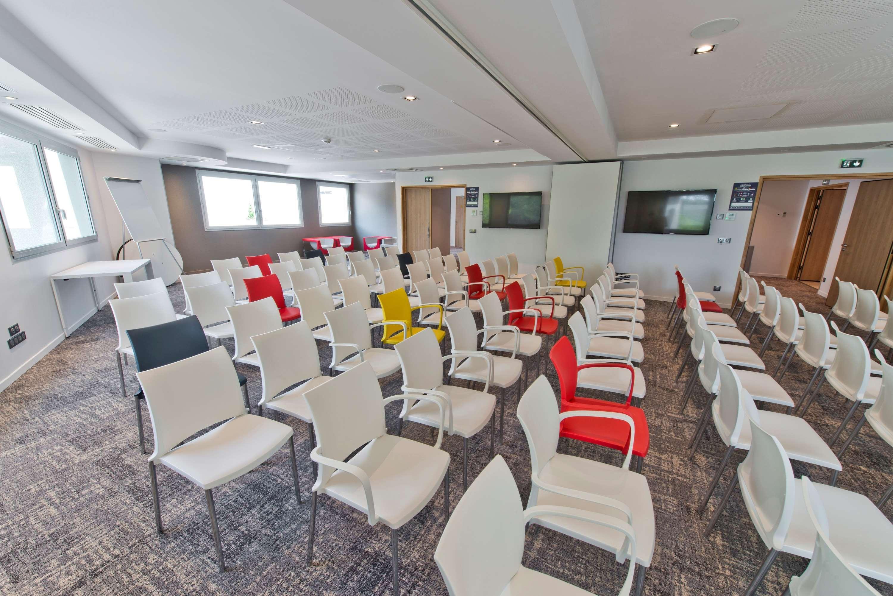 Golden Tulip Sophia Antipolis - Hotel & Spa Valbonne Esterno foto
