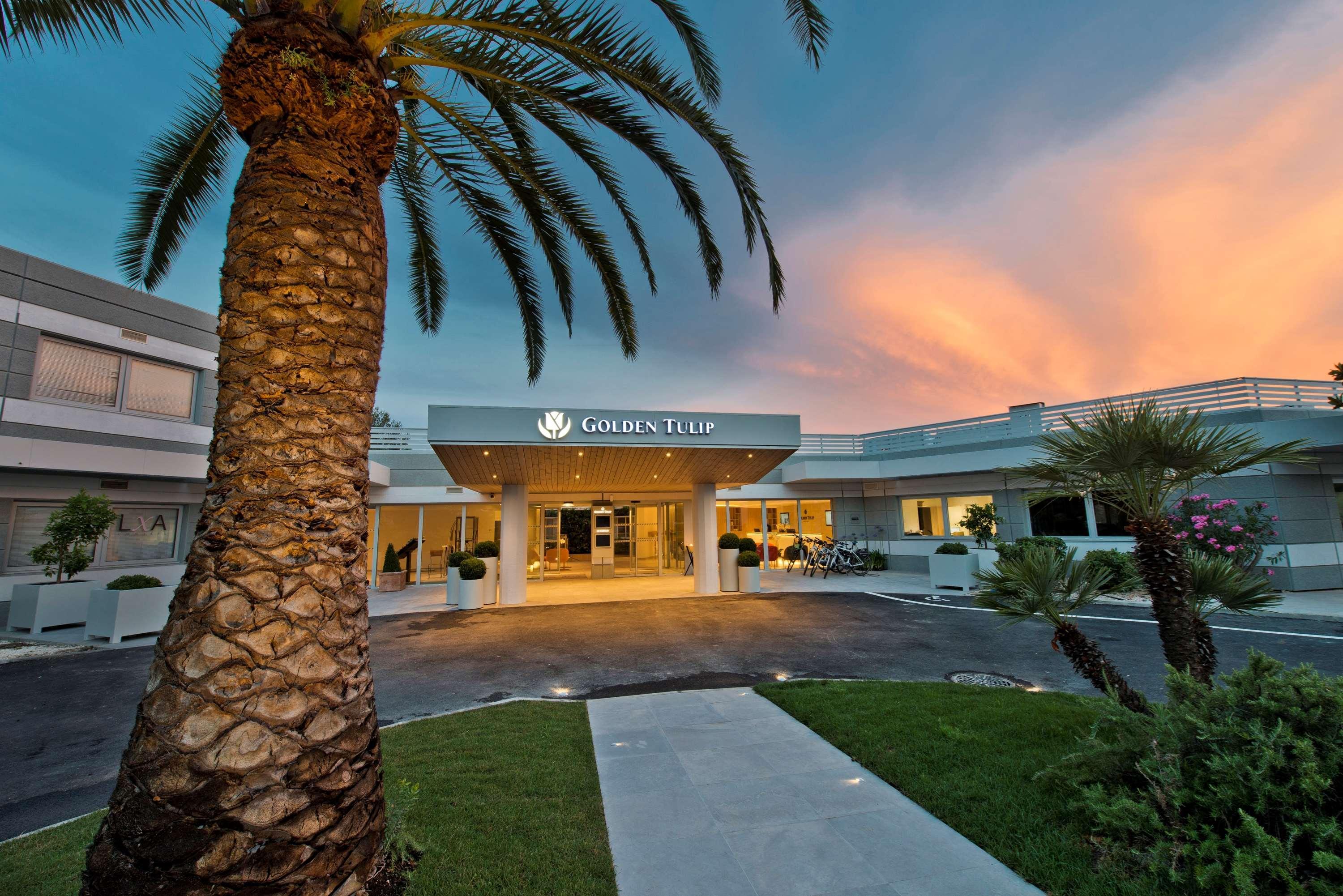 Golden Tulip Sophia Antipolis - Hotel & Spa Valbonne Esterno foto